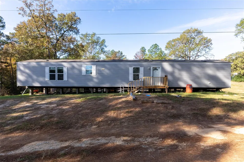 5725 Private Road 2075 Centerville, TX 75833