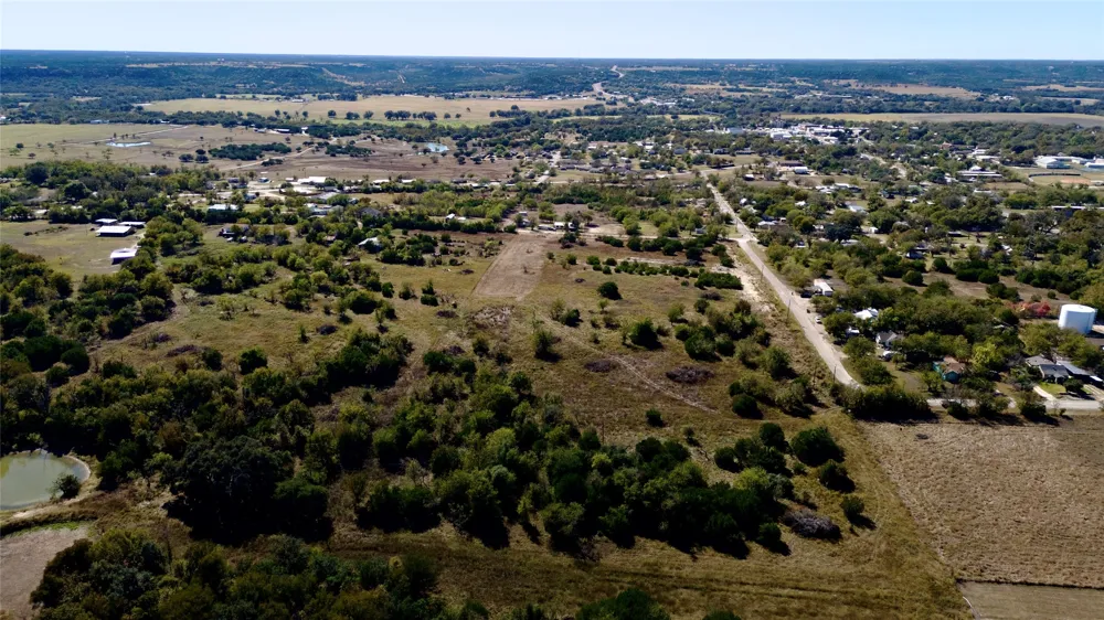 E Lumpkin Street Meridian, TX 76665