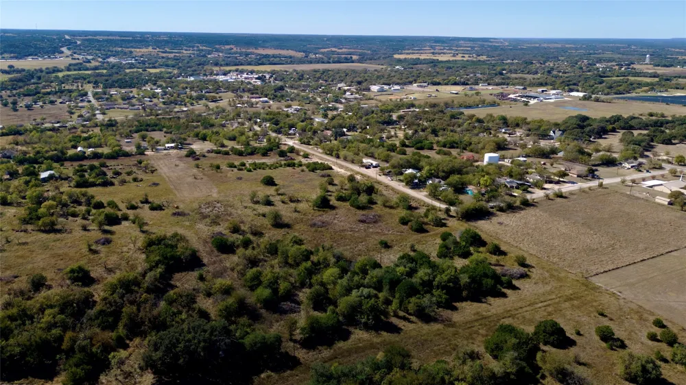 E Lumpkin Street Meridian, TX 76665