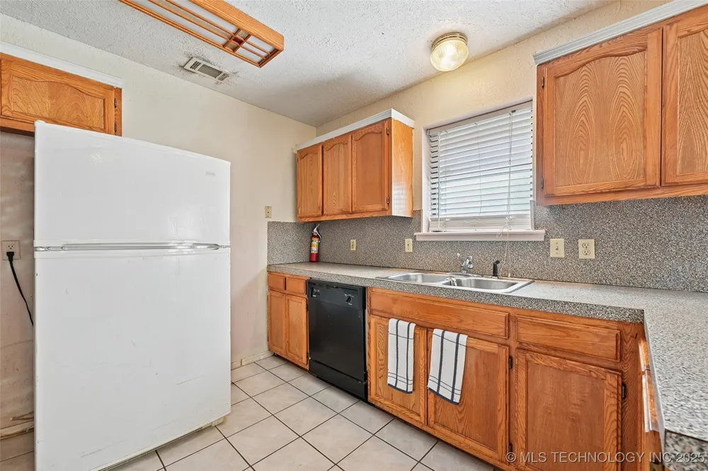 447 E Latimer Street Tulsa, OK 74106