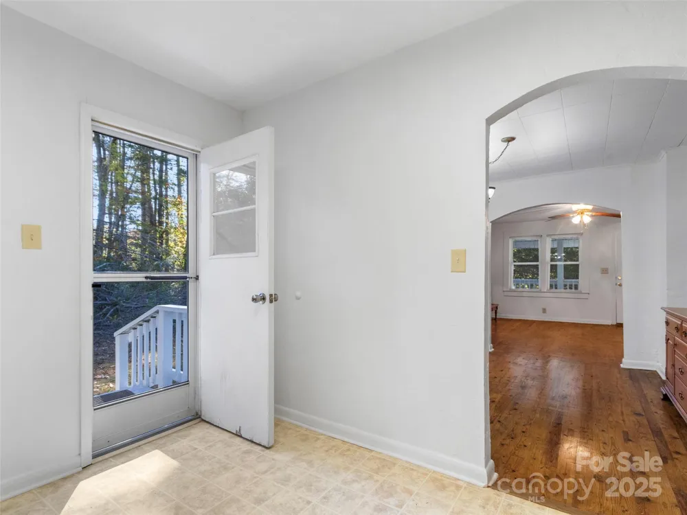 96 Thompson Road Spruce Pine, NC 28777