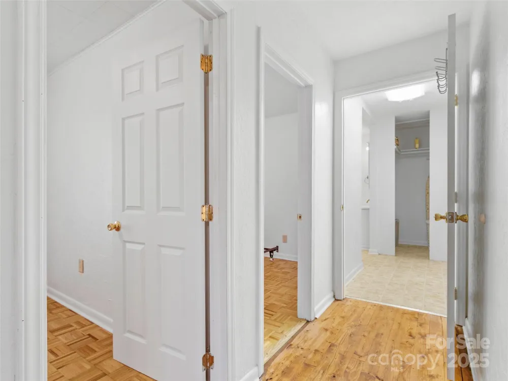 96 Thompson Road Spruce Pine, NC 28777