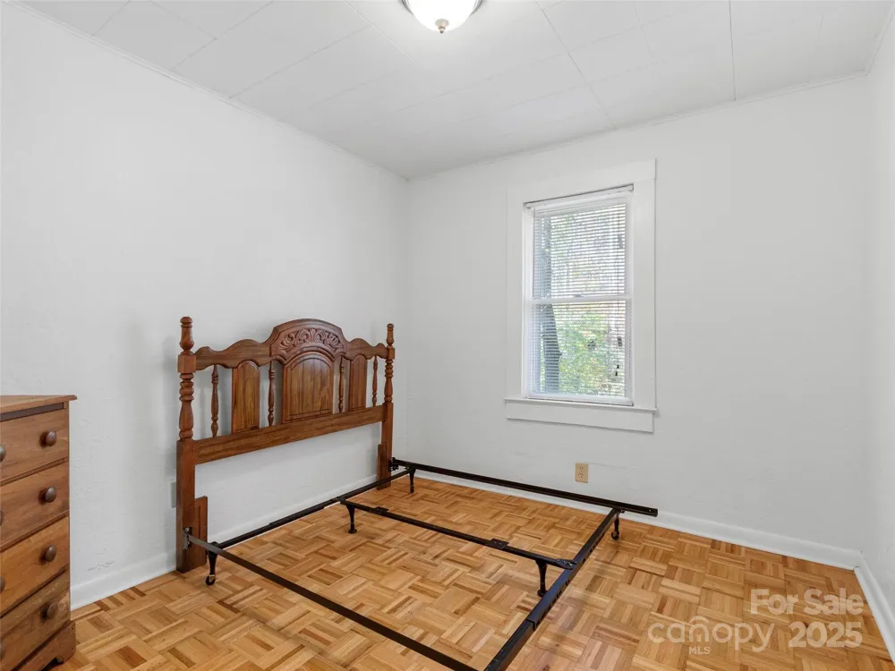 96 Thompson Road Spruce Pine, NC 28777