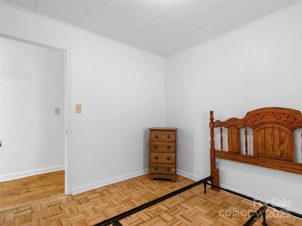 96 Thompson Road Spruce Pine, NC 28777