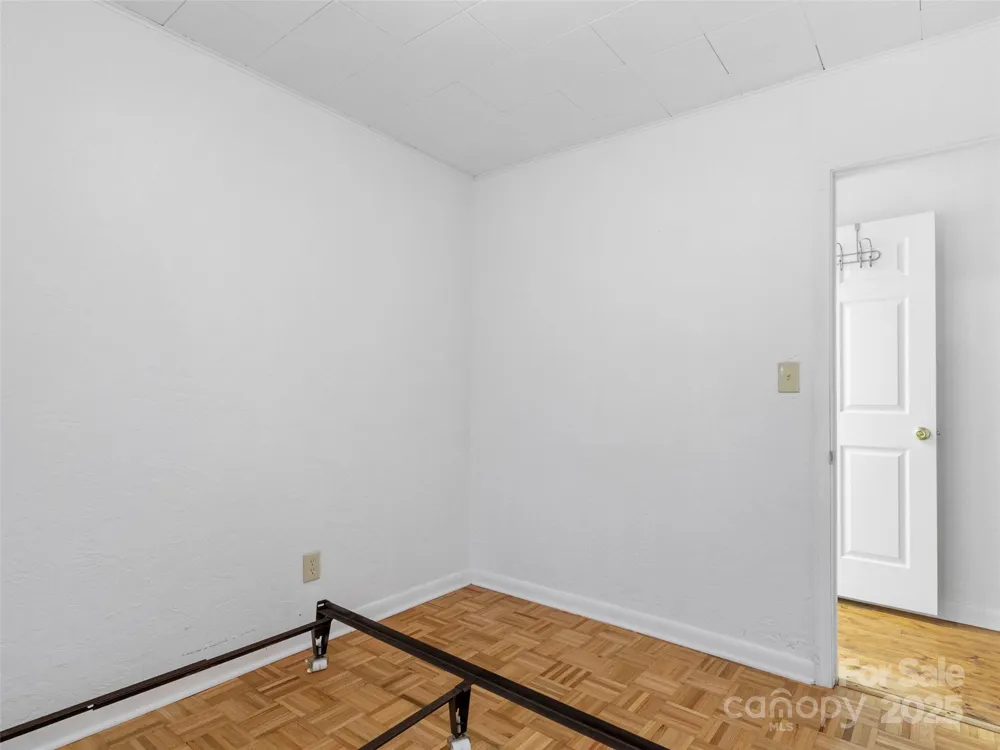 96 Thompson Road Spruce Pine, NC 28777