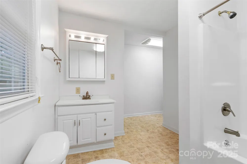 96 Thompson Road Spruce Pine, NC 28777