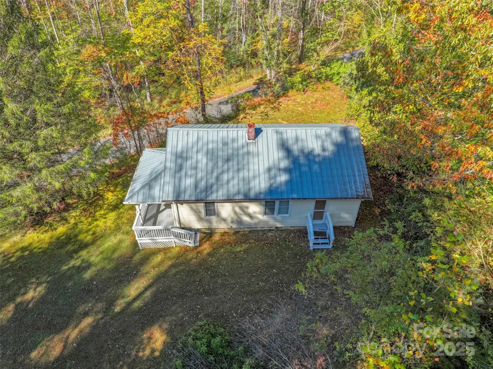 96 Thompson Road Spruce Pine, NC 28777