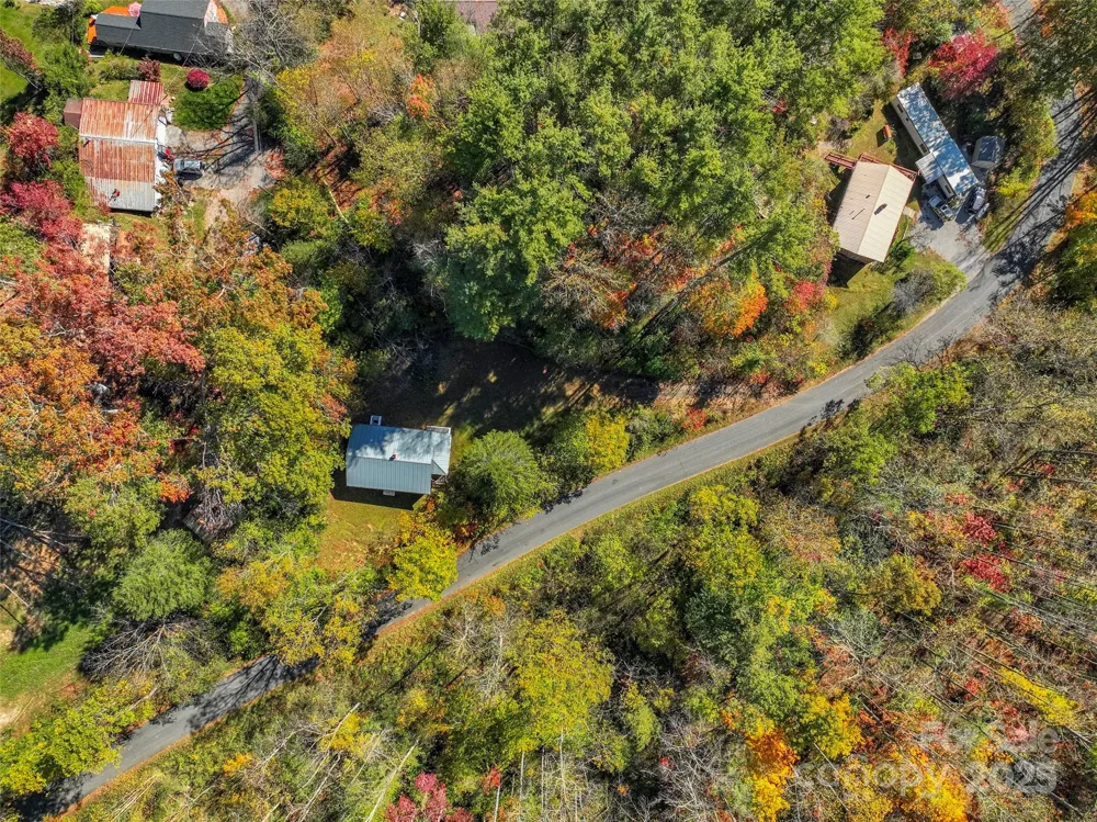 96 Thompson Road Spruce Pine, NC 28777