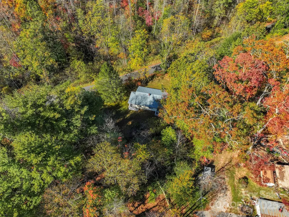 96 Thompson Road Spruce Pine, NC 28777