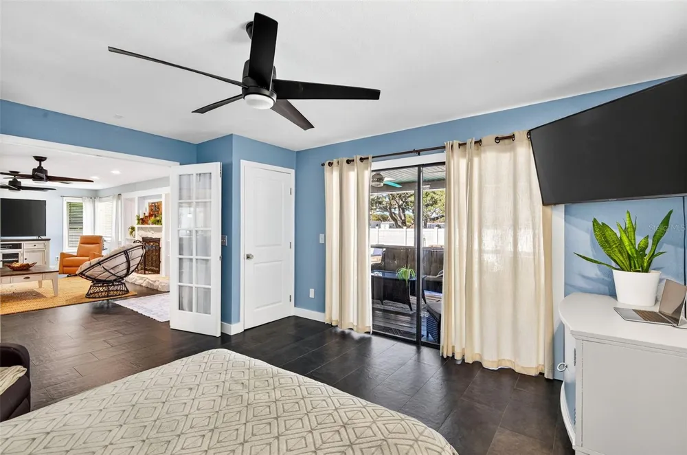 2366 PEMBROOK DRIVE Clearwater, FL 33764