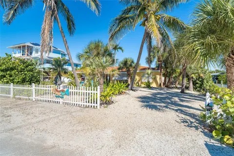 90 GULF BOULEVARD