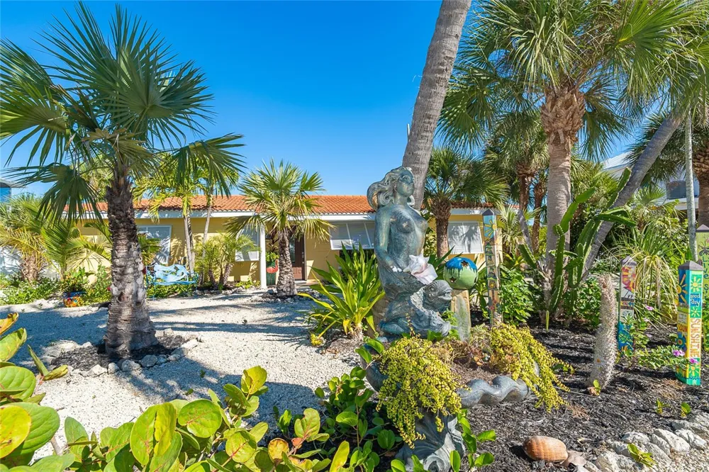 90 GULF BOULEVARD Placida, FL 33946