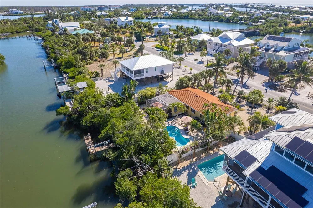 90 GULF BOULEVARD Placida, FL 33946