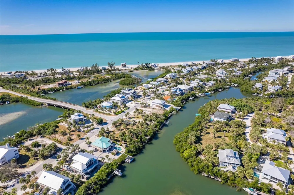 90 GULF BOULEVARD Placida, FL 33946