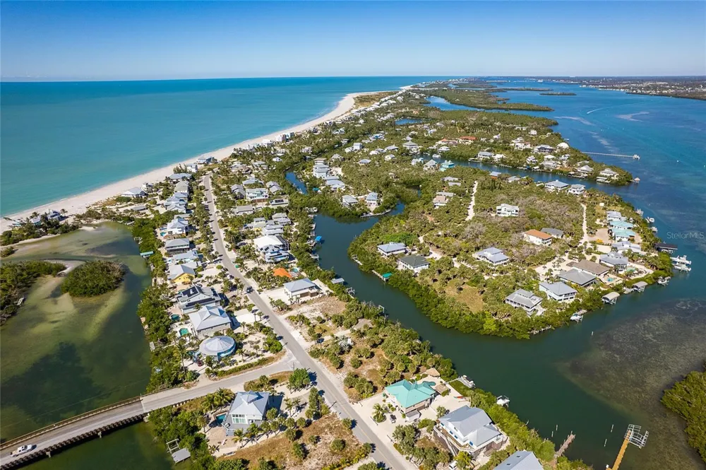 90 GULF BOULEVARD Placida, FL 33946