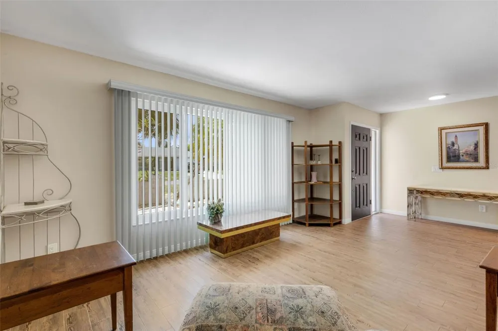 6328 GEORGIA AVENUE Bradenton, FL 34207