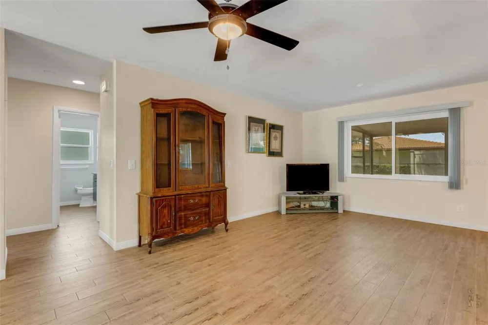 6328 GEORGIA AVENUE Bradenton, FL 34207