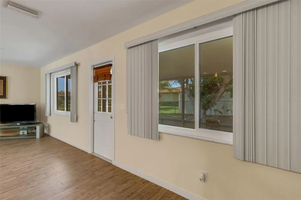 6328 GEORGIA AVENUE Bradenton, FL 34207