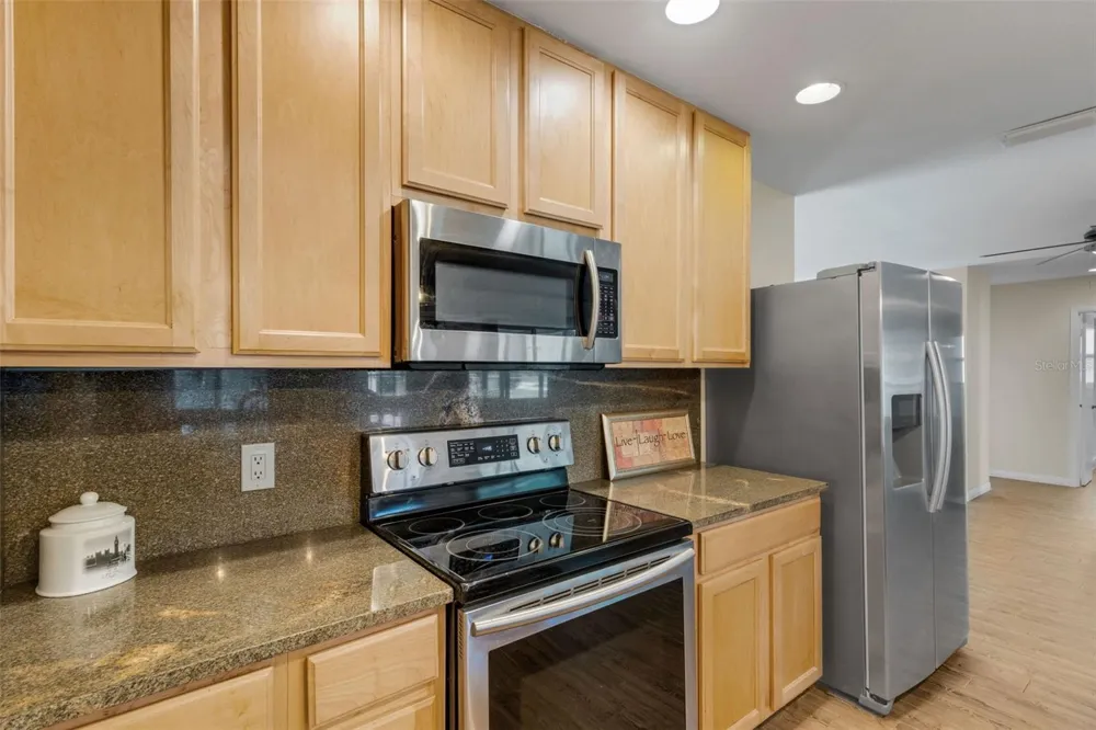 6328 GEORGIA AVENUE Bradenton, FL 34207
