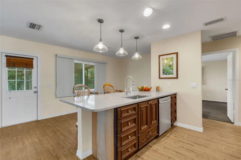 6328 GEORGIA AVENUE Bradenton, FL 34207