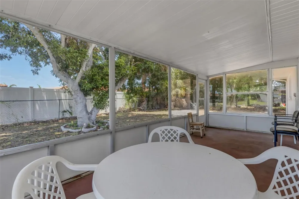 6328 GEORGIA AVENUE Bradenton, FL 34207