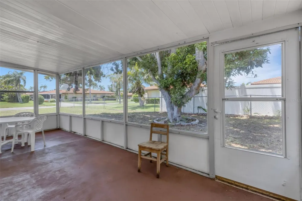 6328 GEORGIA AVENUE Bradenton, FL 34207