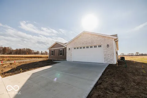 110 Pin Oak Road