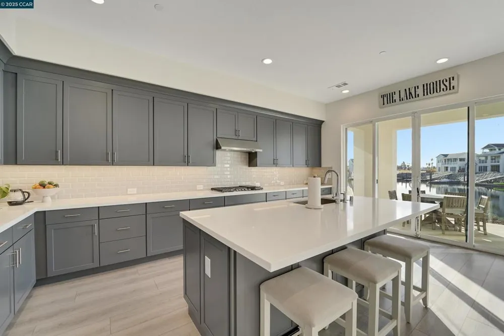 306 Navigators Bethel Island, CA 94511