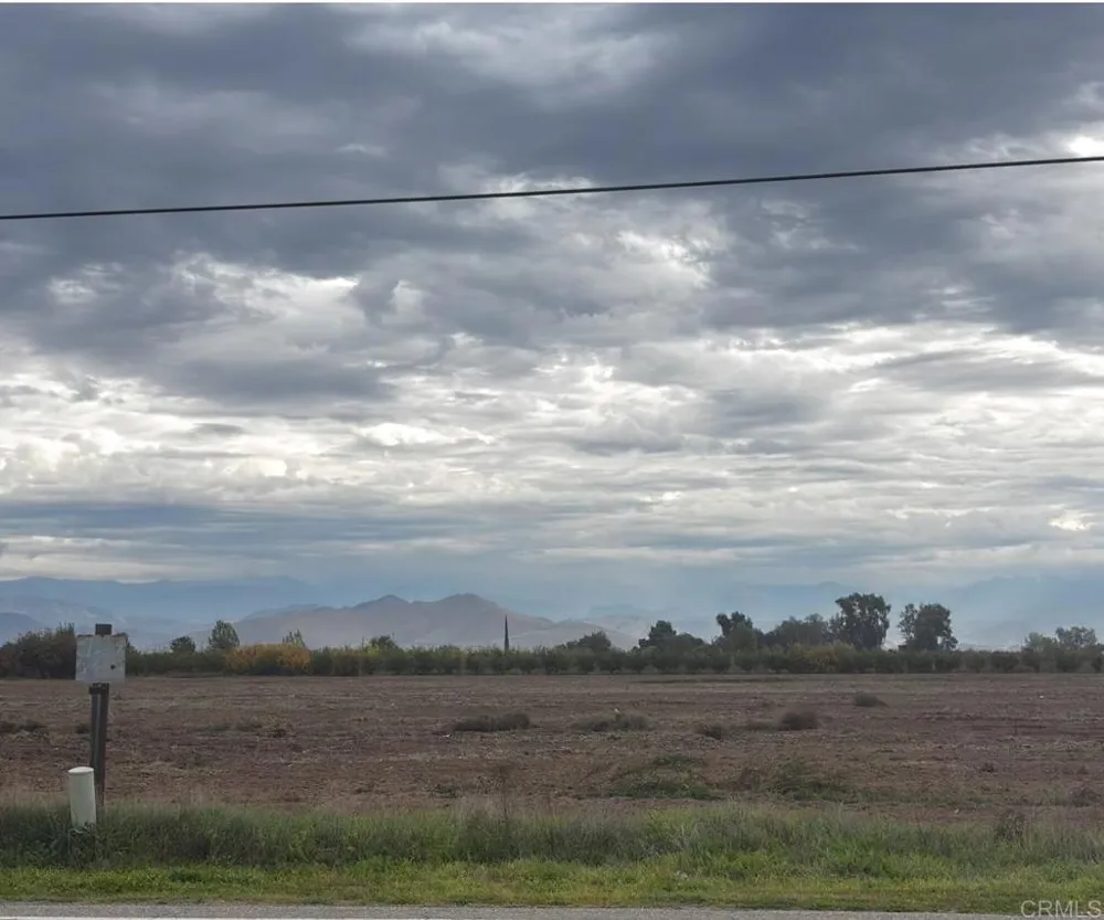 39088 Road 104 Dinuba, CA Road Dinuba, CA 93618