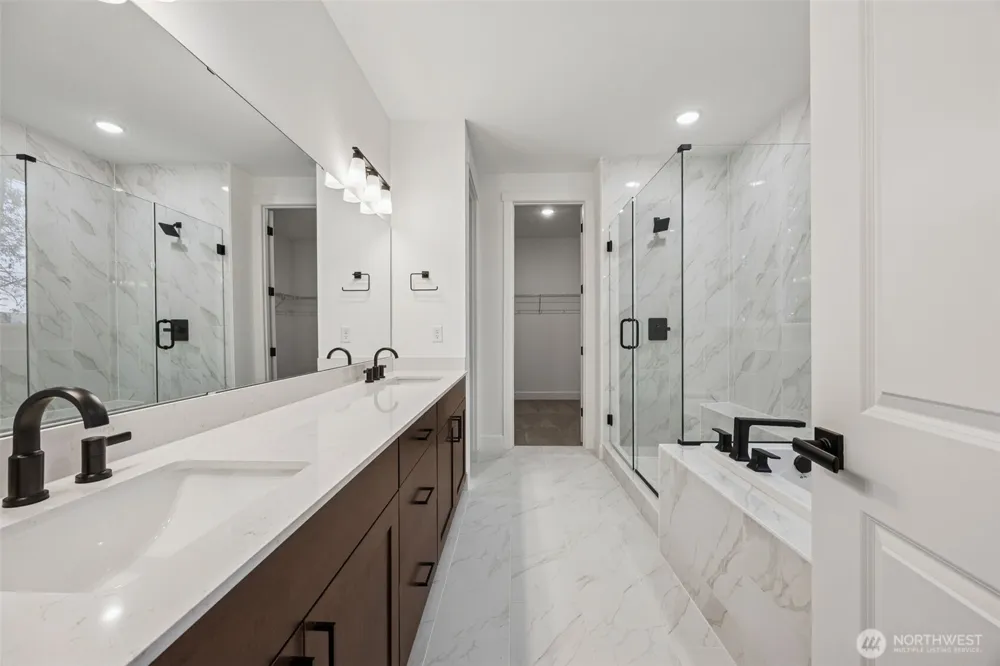 2207 Oak Court #8 Milton, WA 98354
