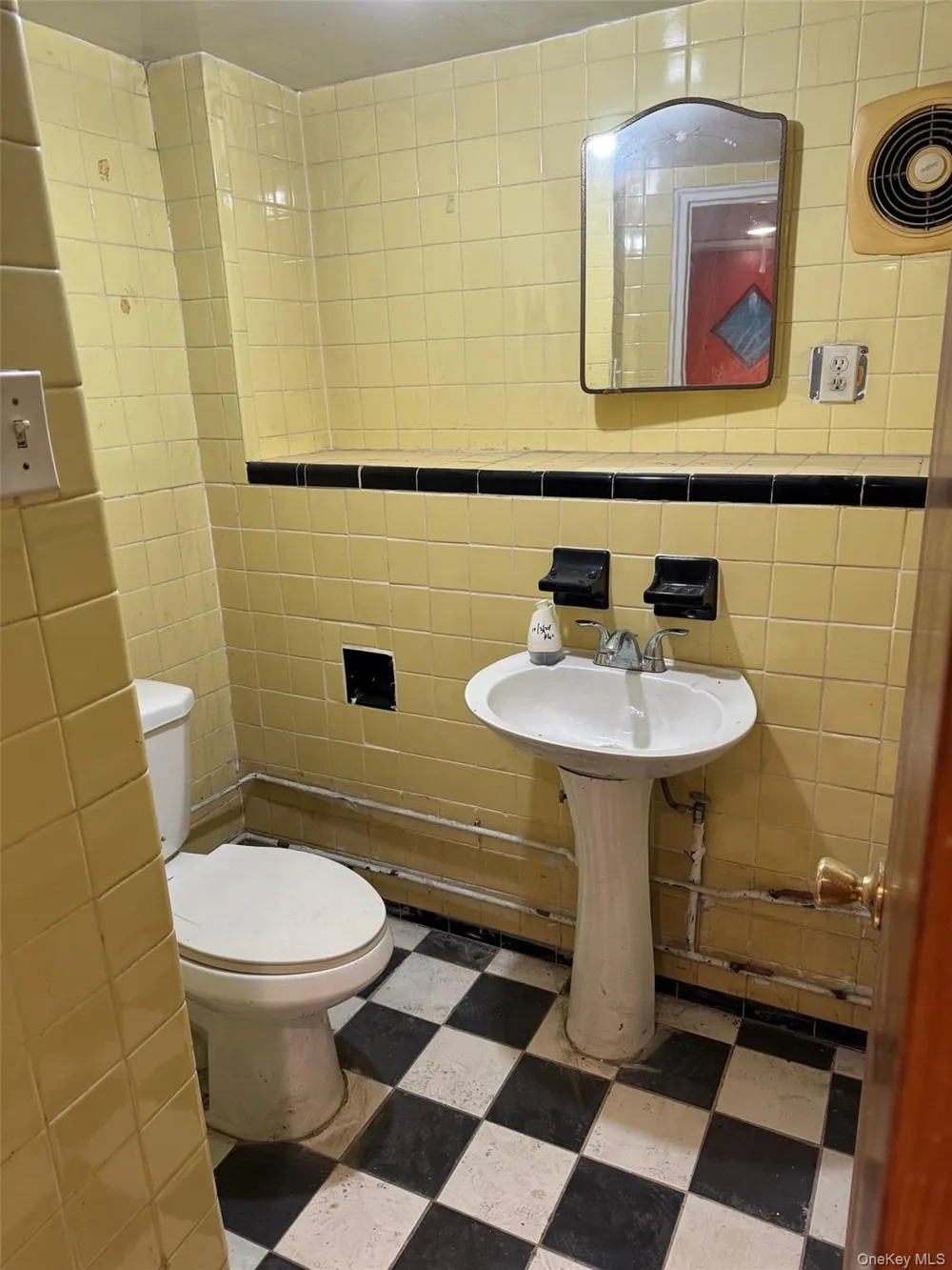 1183 Grenada Place Bronx, NY 10466