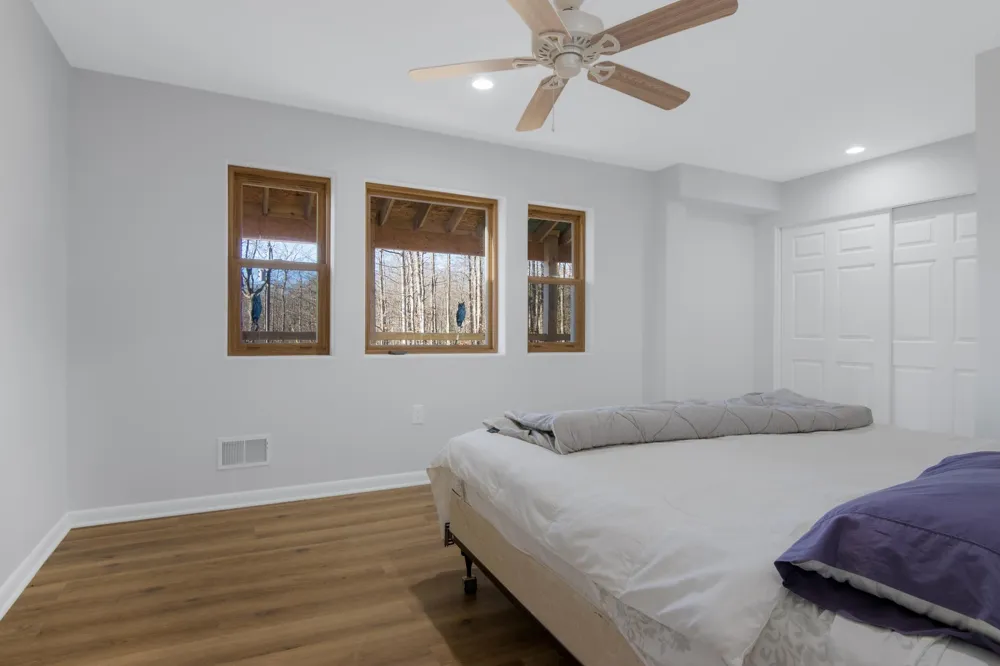 5877 E Lake Five Lane Excelsior Township, MI 49646