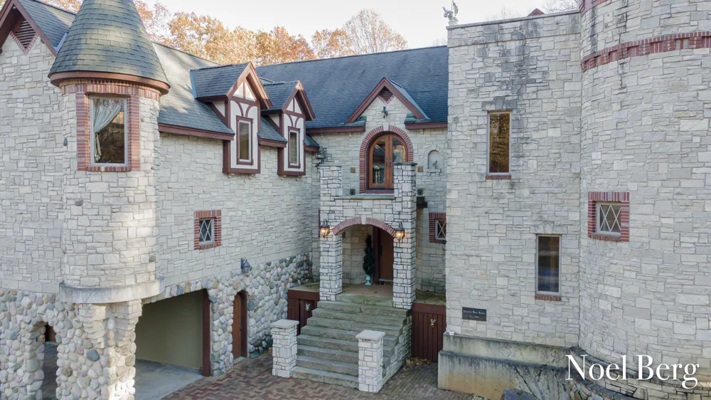 2303 38th Street Valley Township, MI 49010
