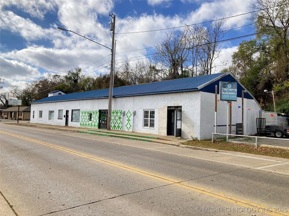 704 S Muskogee Avenue Tahlequah, OK 74464