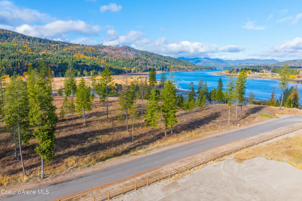 NNA Woodchuck Dr, Lot 15 Priest River, ID 83856
