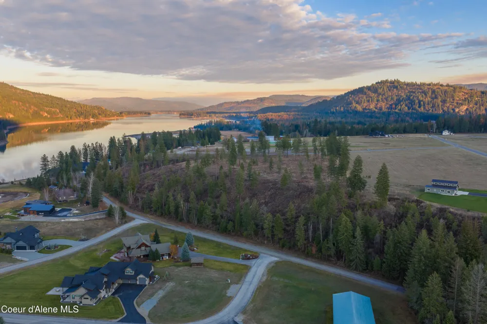 NNA Woodchuck Dr, Lot 15 Priest River, ID 83856