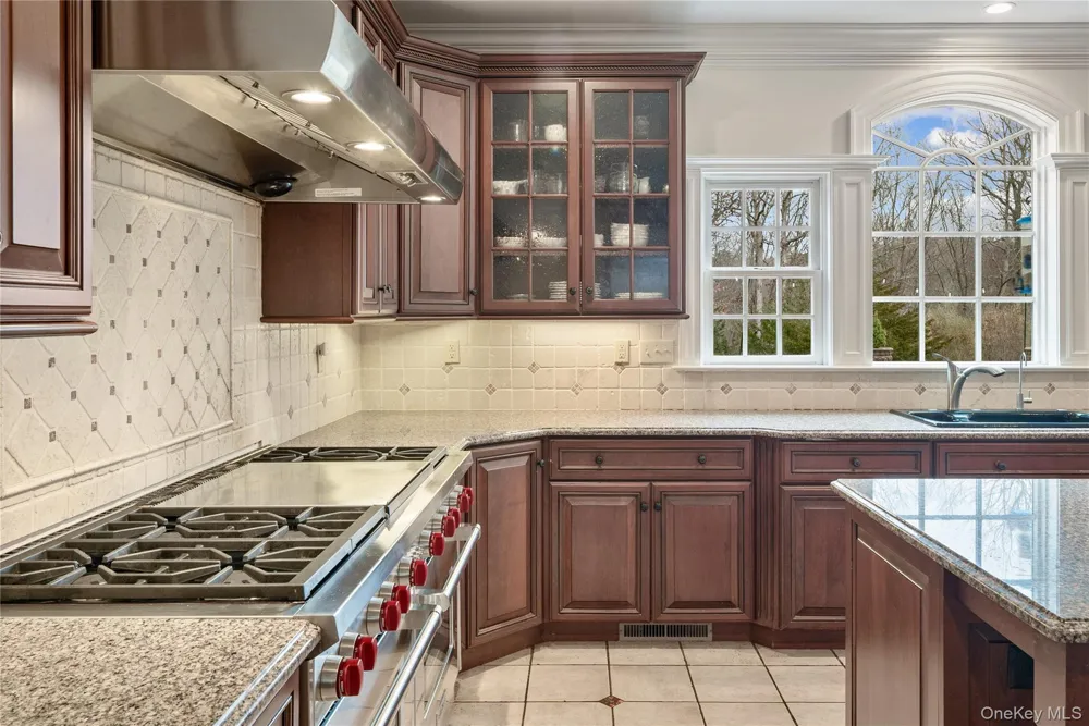 11 Lost Nations Road Pound Ridge, NY 10576