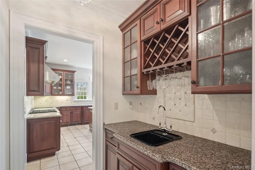 11 Lost Nations Road Pound Ridge, NY 10576