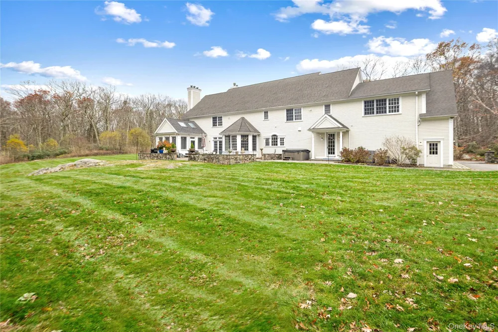 11 Lost Nations Road Pound Ridge, NY 10576