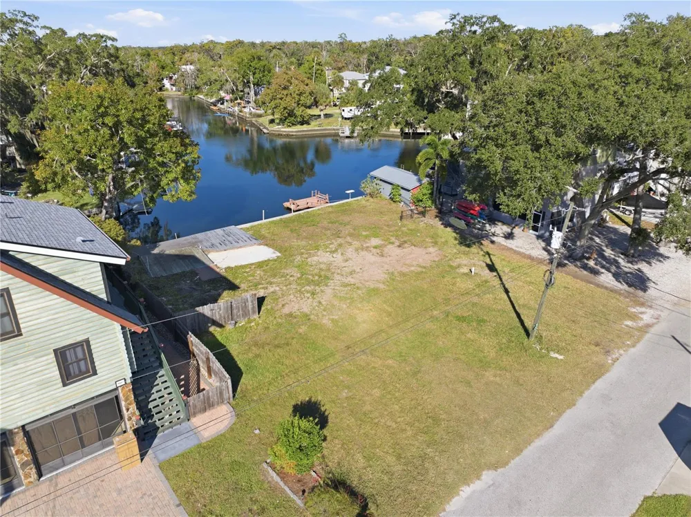 0 CIRCLE DRIVE Weeki Wachee, FL 34607