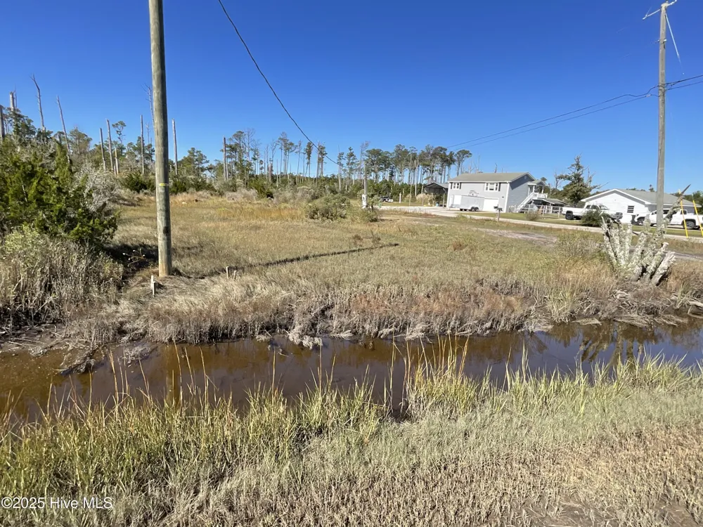111 Croaker Street Davis, NC 28524