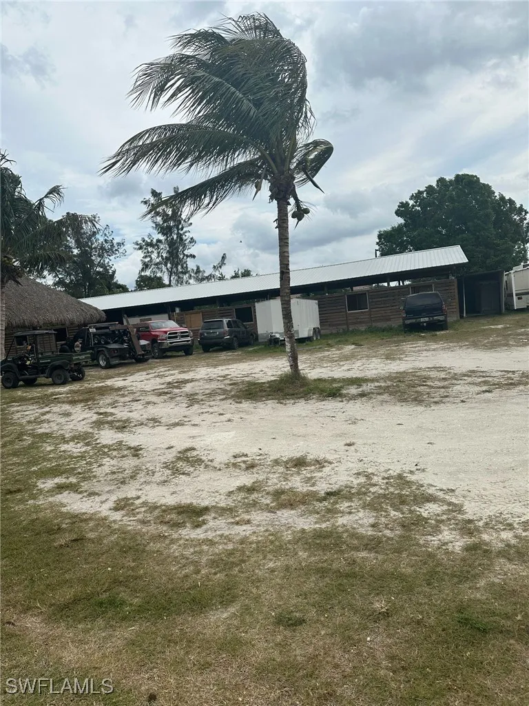 D ROAD Loxahatchee, FL 33470