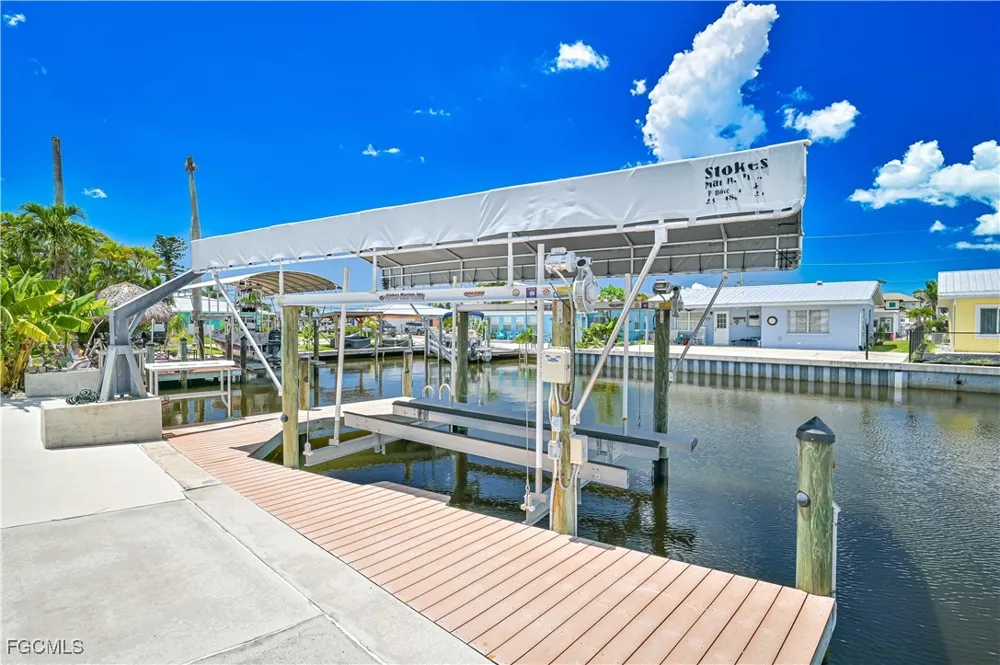 Harbor View Drive Matlacha, FL 33993
