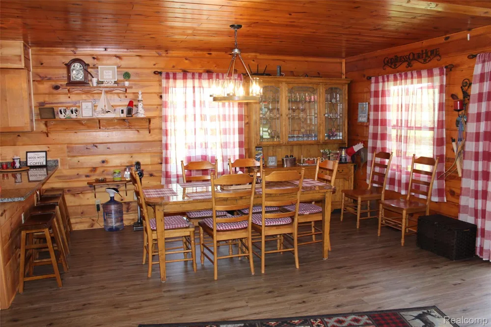 3403 Eggleston Road Mentor Township, MI 48647