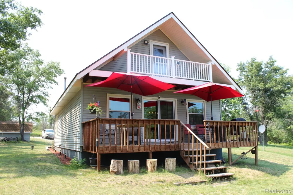 3403 Eggleston Road Mentor Township, MI 48647