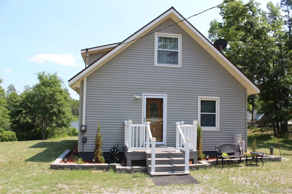 3403 Eggleston Road Mentor Township, MI 48647