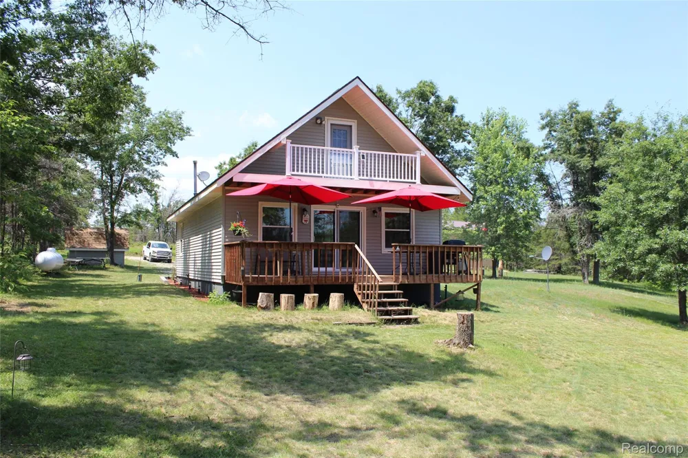 3403 Eggleston Road Mentor Township, MI 48647