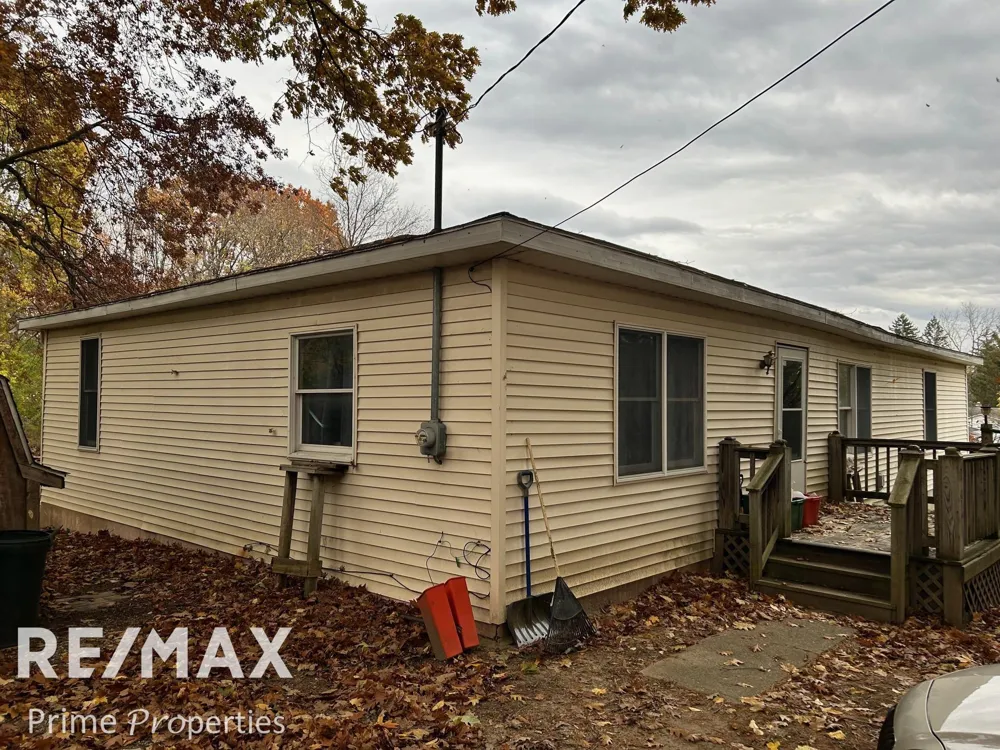7152 Russell Street Genesee Charter Township, MI 48437