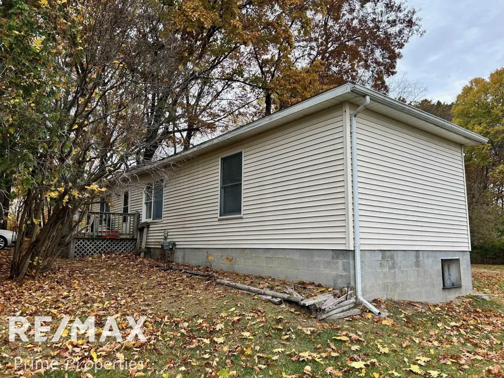 7152 Russell Street Genesee Charter Township, MI 48437