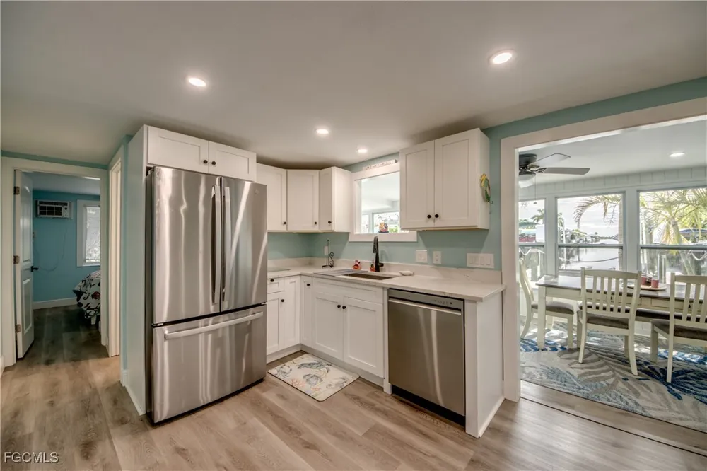 Date Street St James City, FL 33956